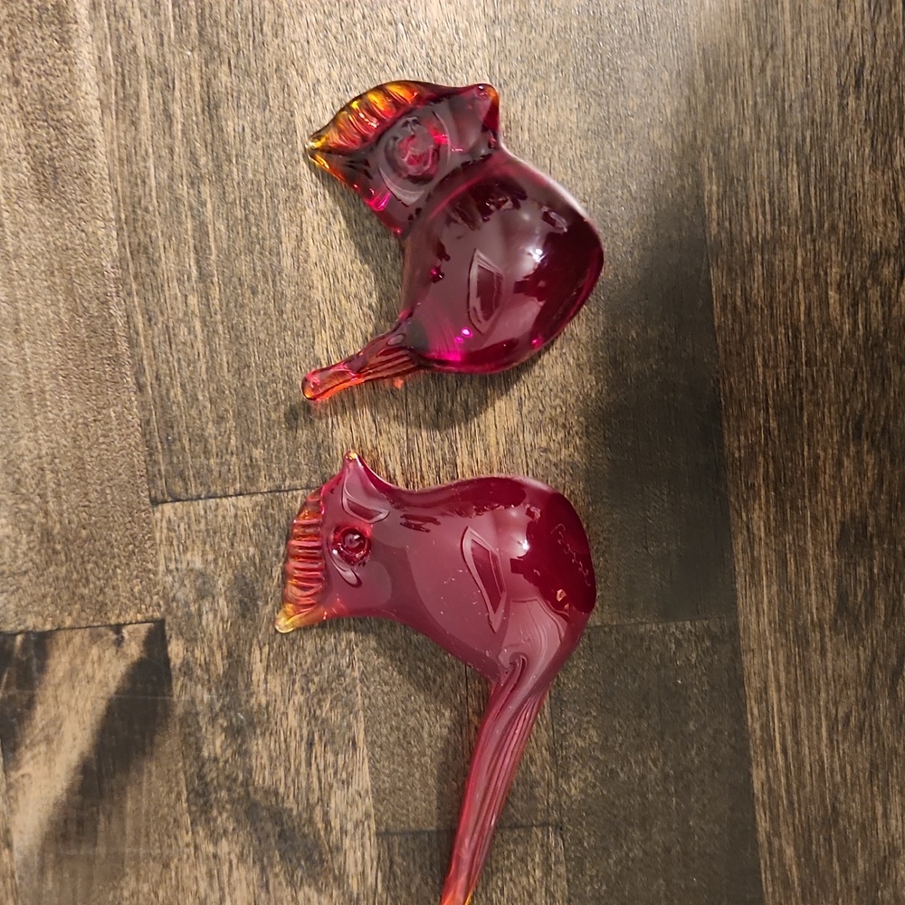 Red and Orange Glass Bosse Signed Cardinal Bird Figurines - Picture 3 of 9